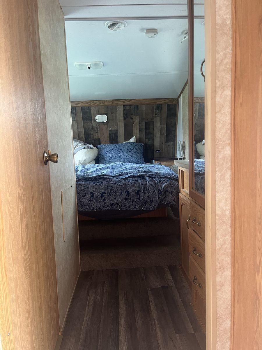Main image 12