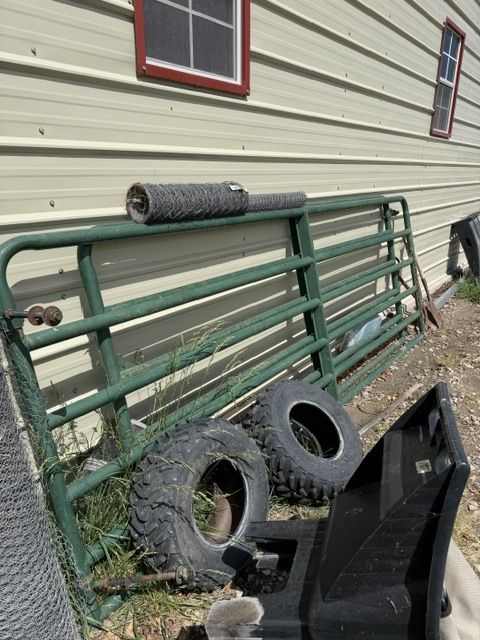 3 gates for fences