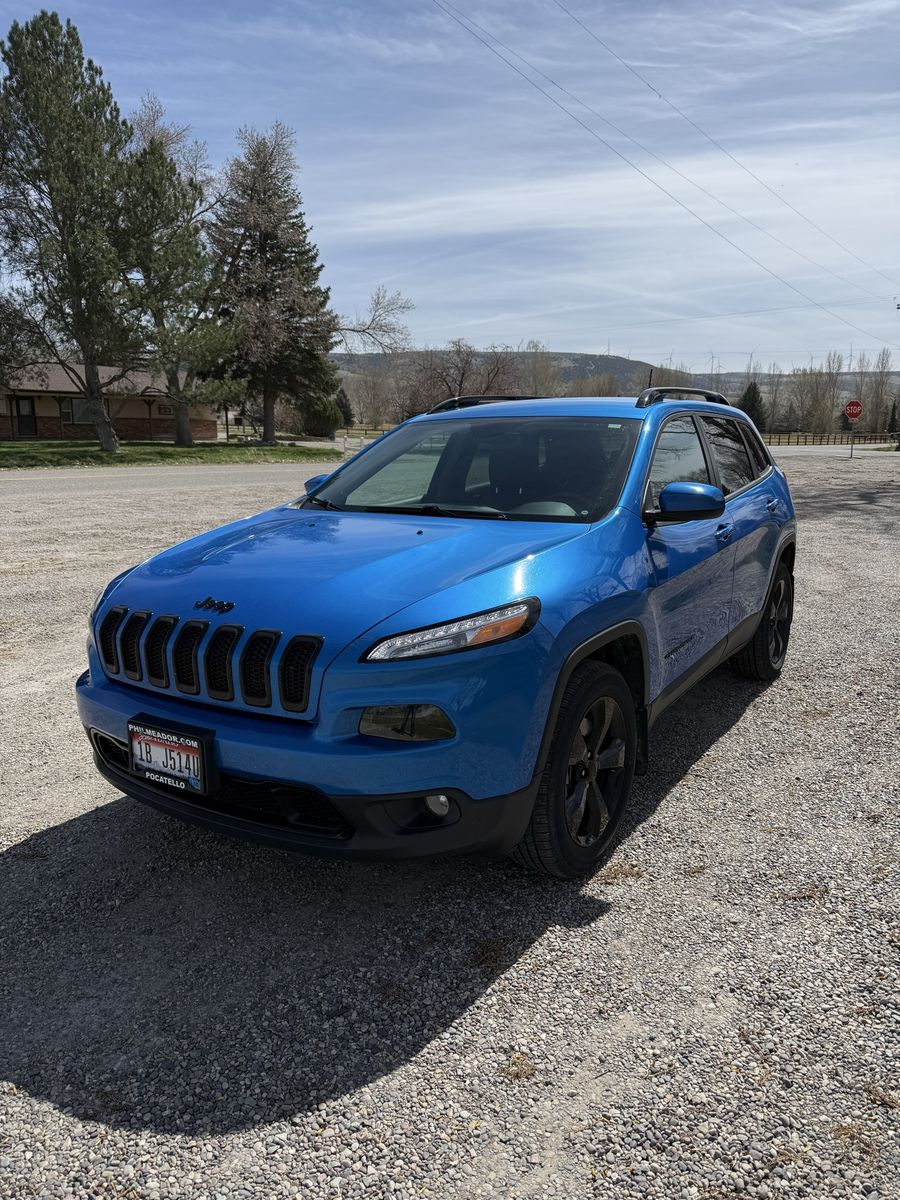 2018 Jeep Cherokee Sport Altitude