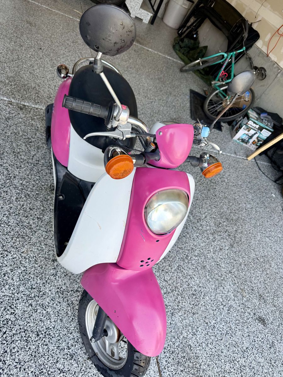 2006 Honda Metropolitan CHF50 Pink edition