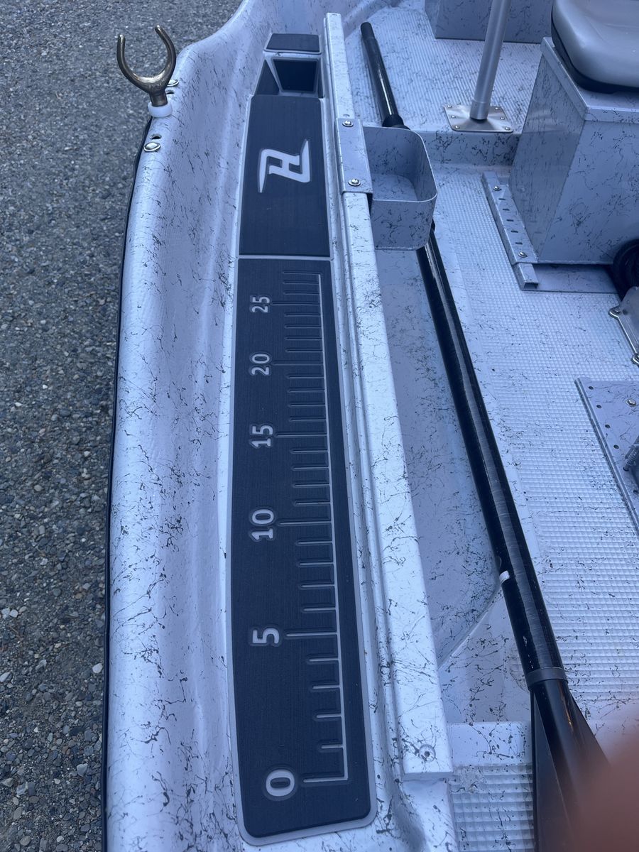 Main image 9