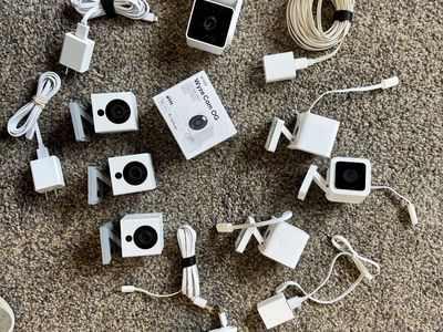 8x Wyze Cams: 1x Pan Cam, 1x Cam OG (NIB), 3x V3, 3x V2 - Home Security Camera Bundle