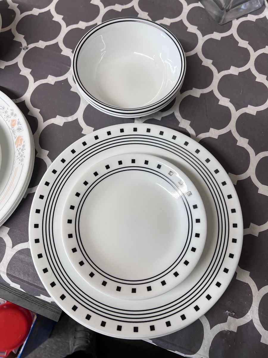 Corelle dishes two patterns