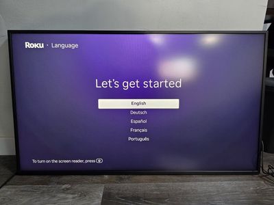 Samsung 43" 4K UHD TV with Roku