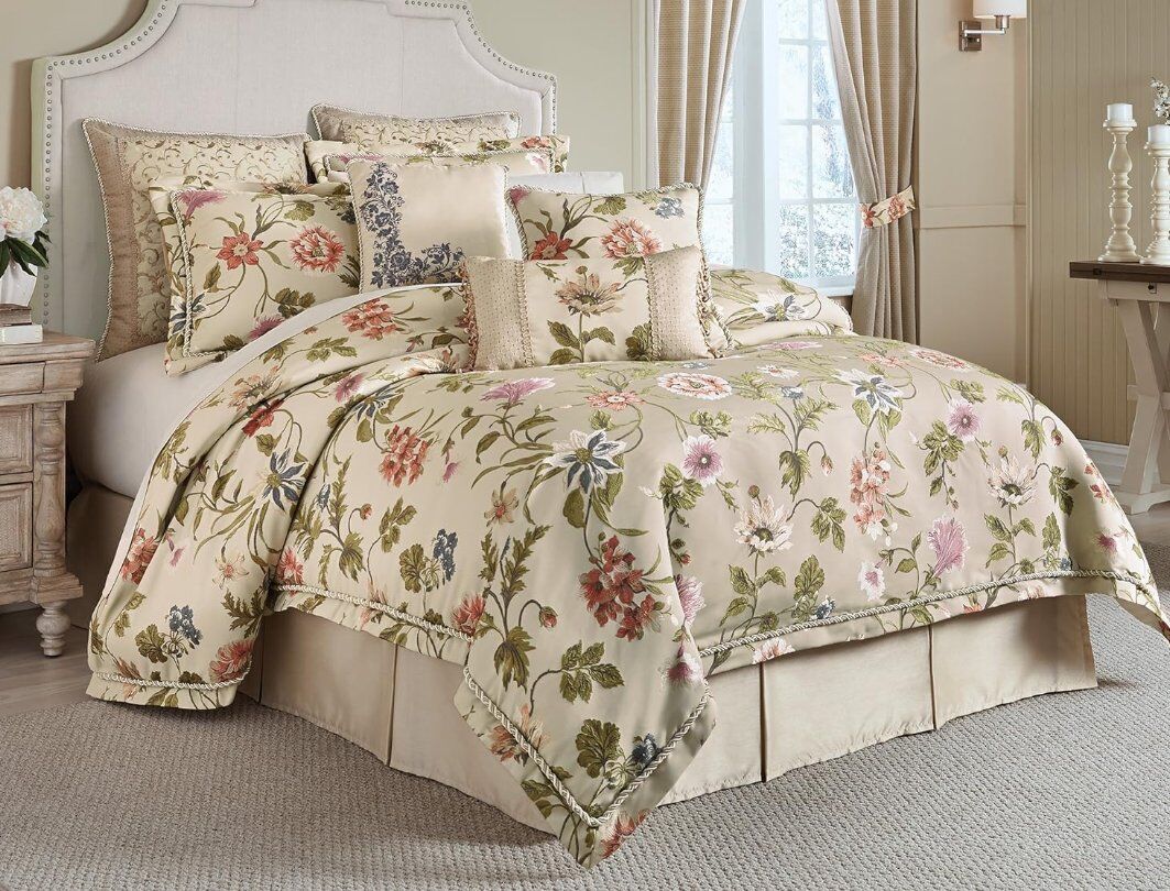 Croscilll queen comforter - Daphne