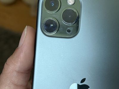 Apple iPhone 11 Pro - Unlocked