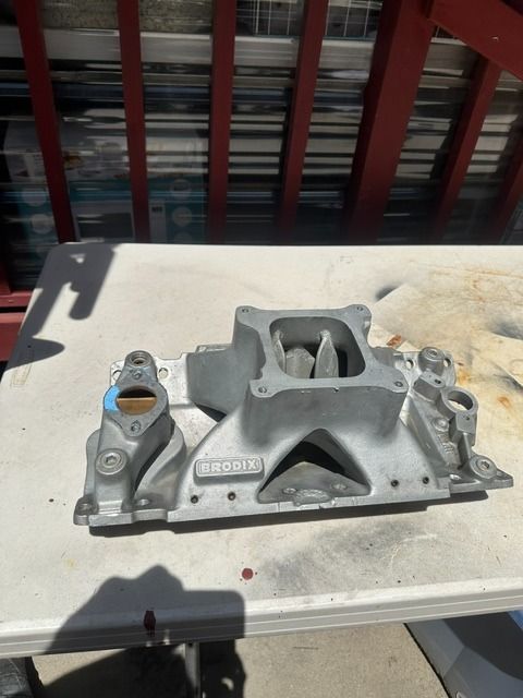 Brodix Small Block Chevy Hi Rise Manifold