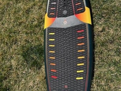 2023 Hyperlite Time Machine Wakesurf Board, gently used, like new.