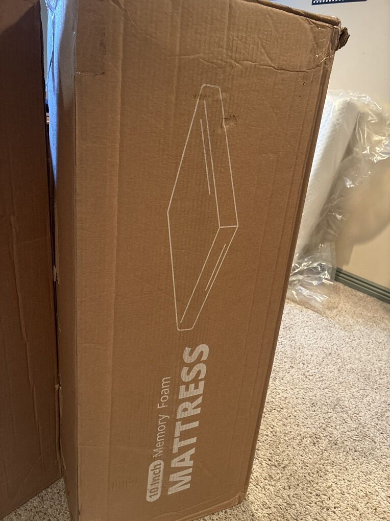 Twin 10 Inch Memory Rolled matttess