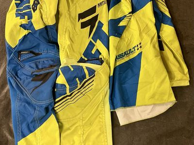 SHIFT MX Ride Club Motocross Gear Youth Size 12/14/28 - Yellow/Blue