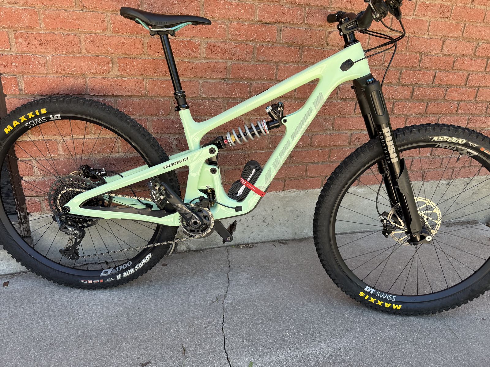 Yeti SB160 (2025- T2- Medium) 