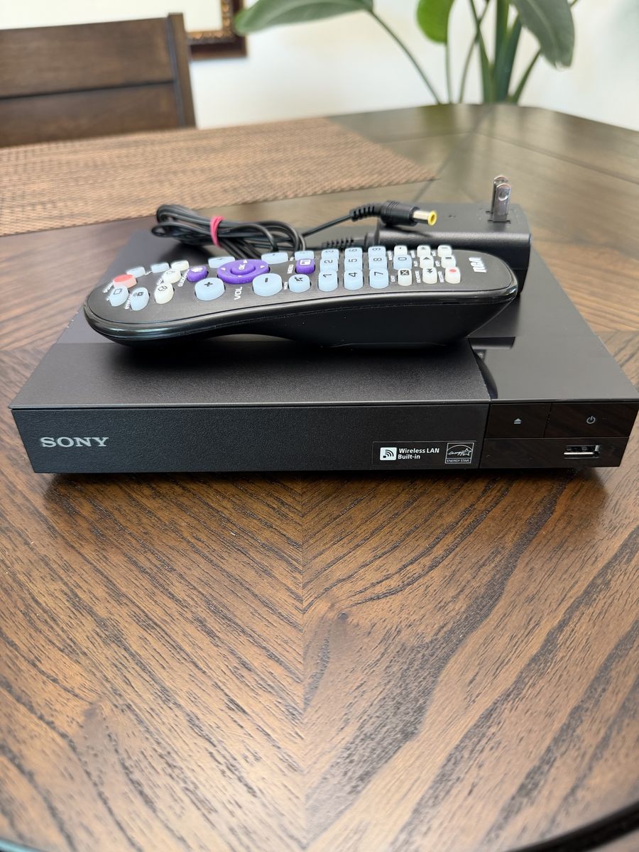 Sony BDP-S3700 Blu-Ray Disc/DVD Player with Wireless LAN - Used