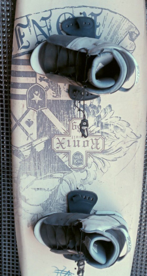 Main image 3