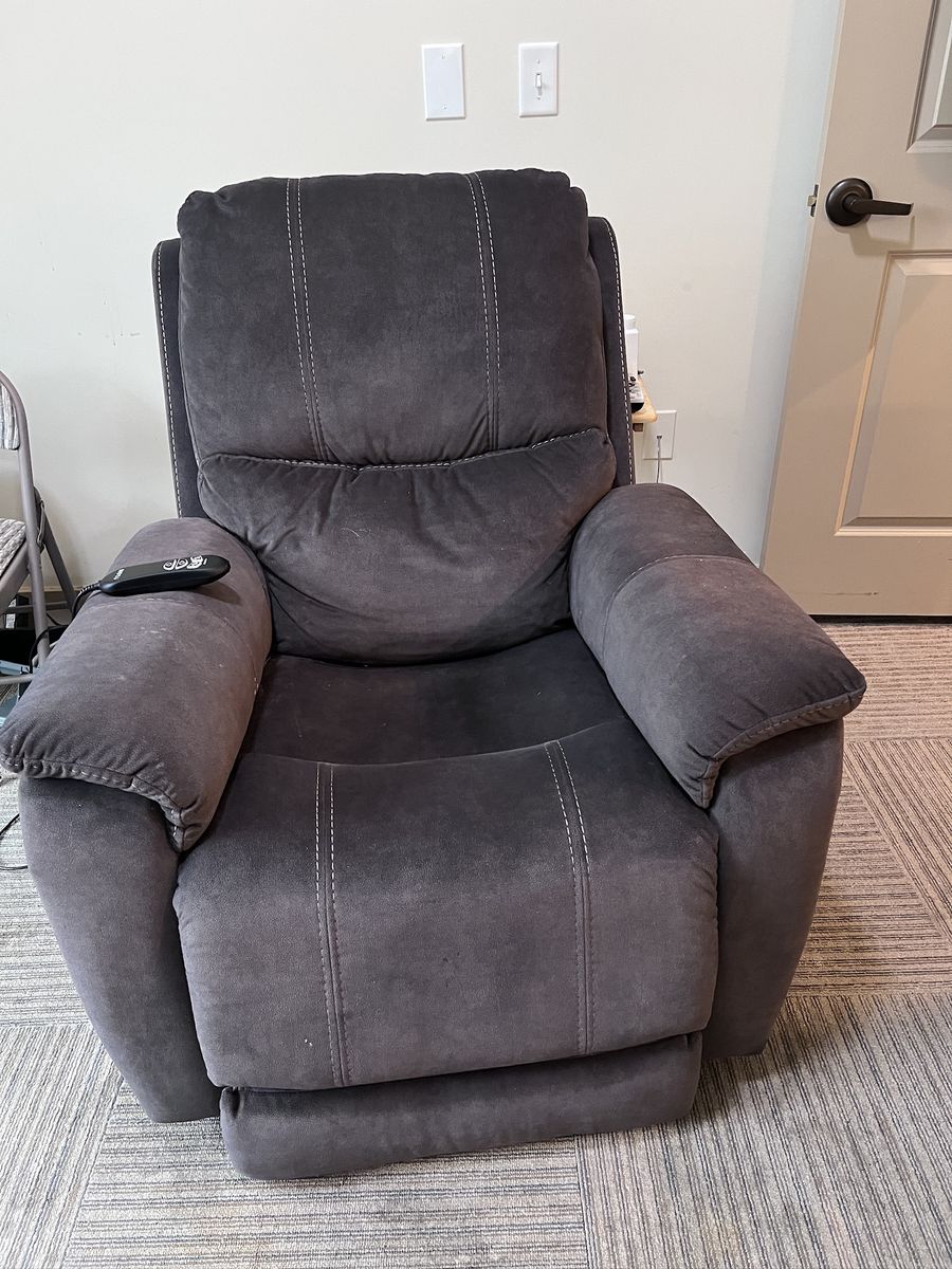 Power Lift Recliner $300