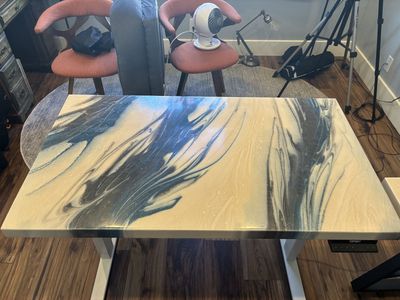 Epoxy Top Desk with Electric Height Adjustable Base 43" x 24"