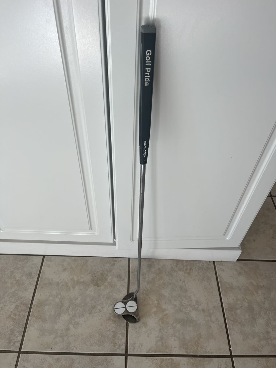 Odyssey White Ice 2 Ball Putter