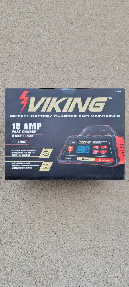 Viking Battery Charger/Maintainer