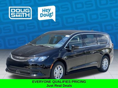 2025 Chrysler Voyager LX