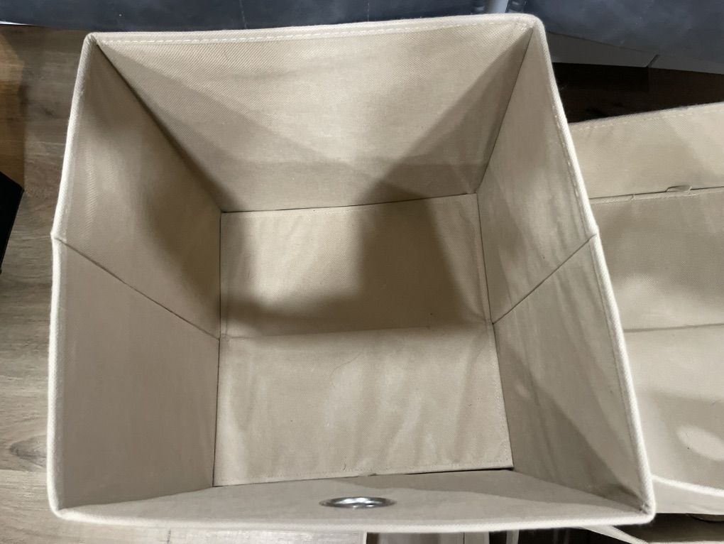 Main image 7