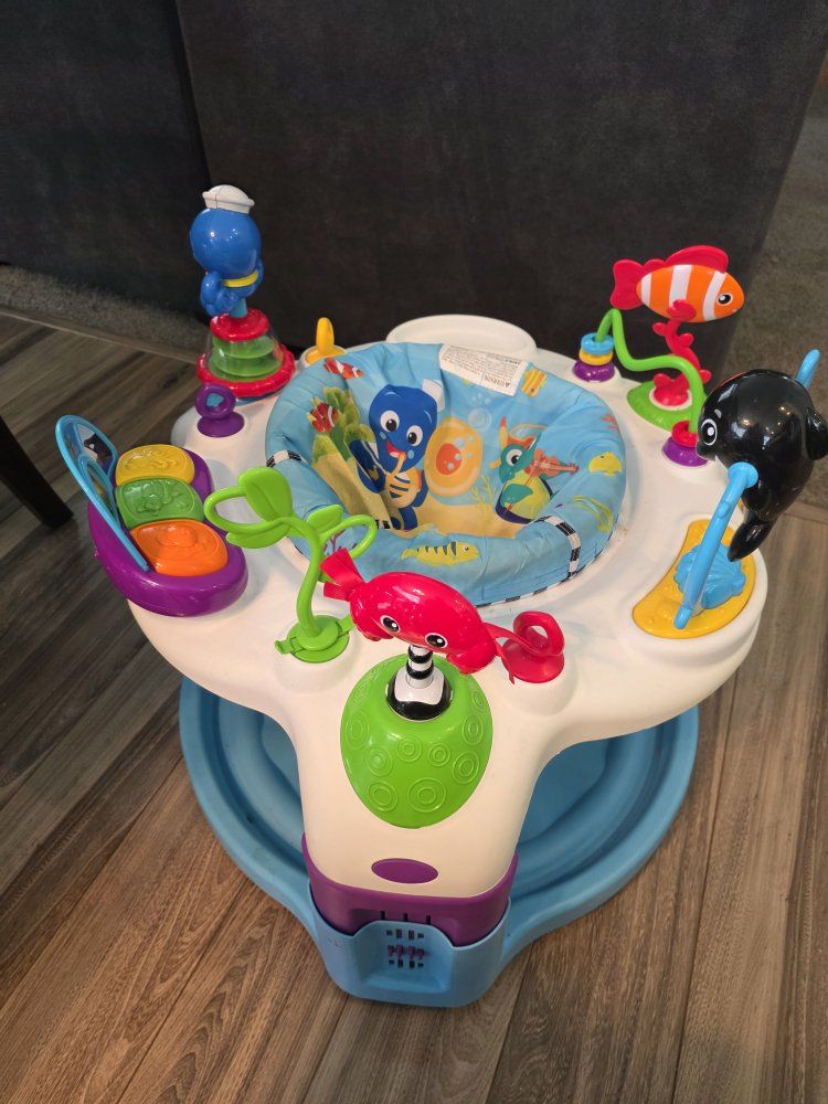 Baby Einstein Neptune's Ocean Discovery Jumper/Activity Center - Under the Sea Theme