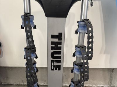 Thule Apex XT 4 Bike Hitch Rack Carrier Receiver
