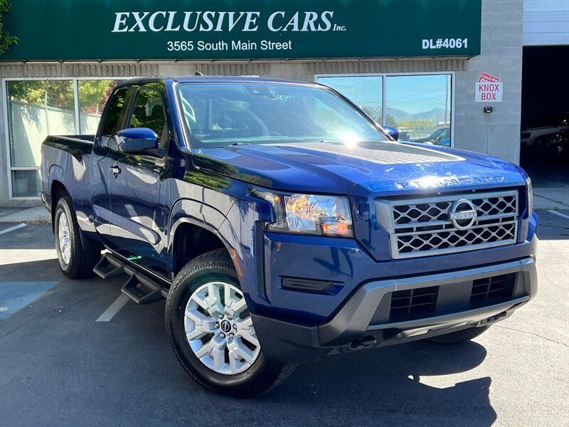 2022 Nissan Frontier SV