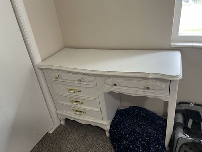Twin bedroom set