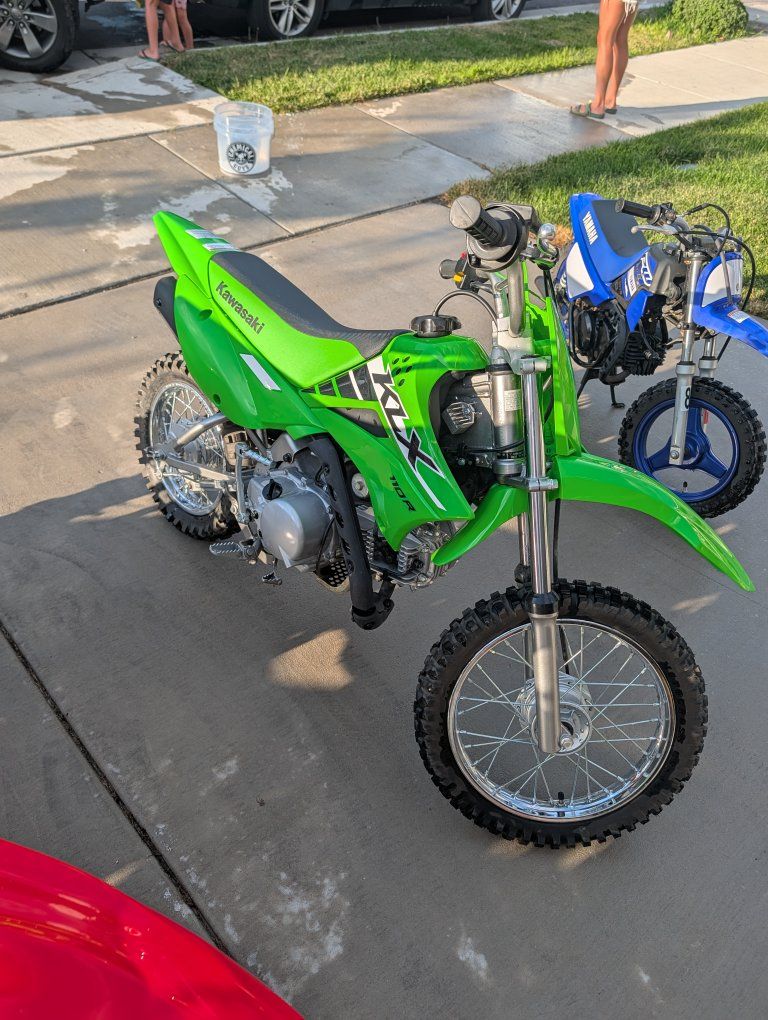 Kawasaki KLX 110R Dirt Bike - Green Youth Off-Road Motorcycle