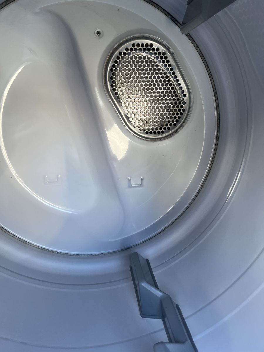 Main image 4