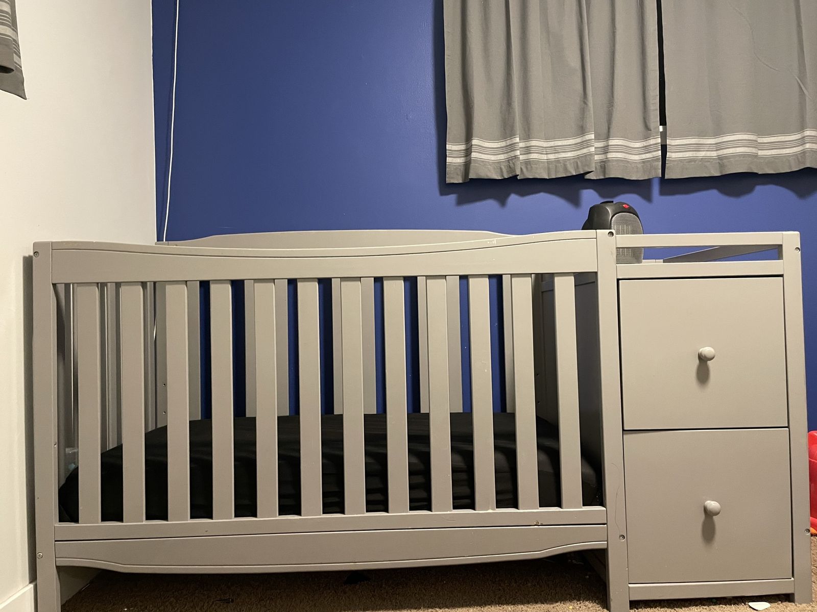 Crib / Toddler Bed Located In Kearns