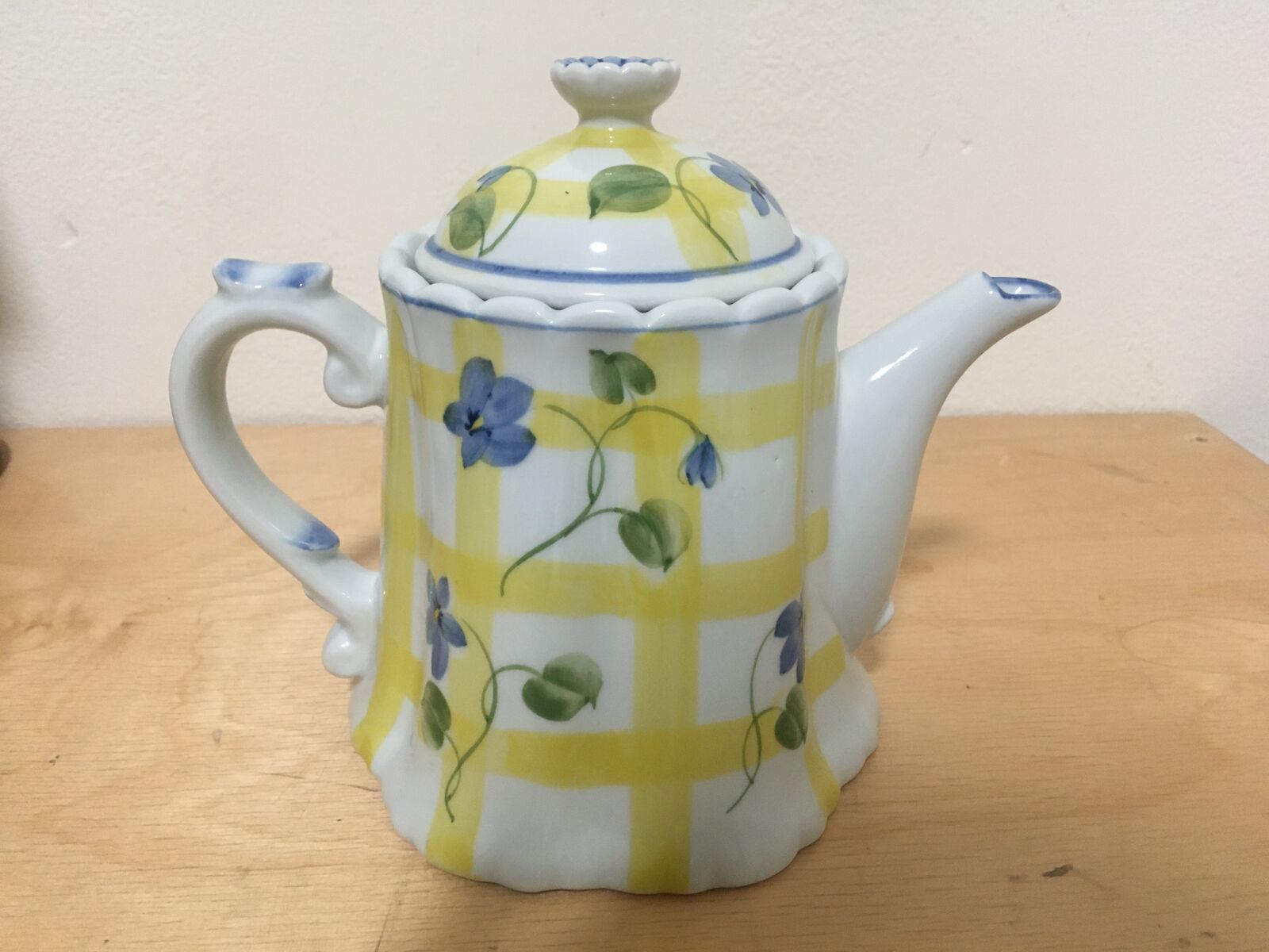 Flower tea pot