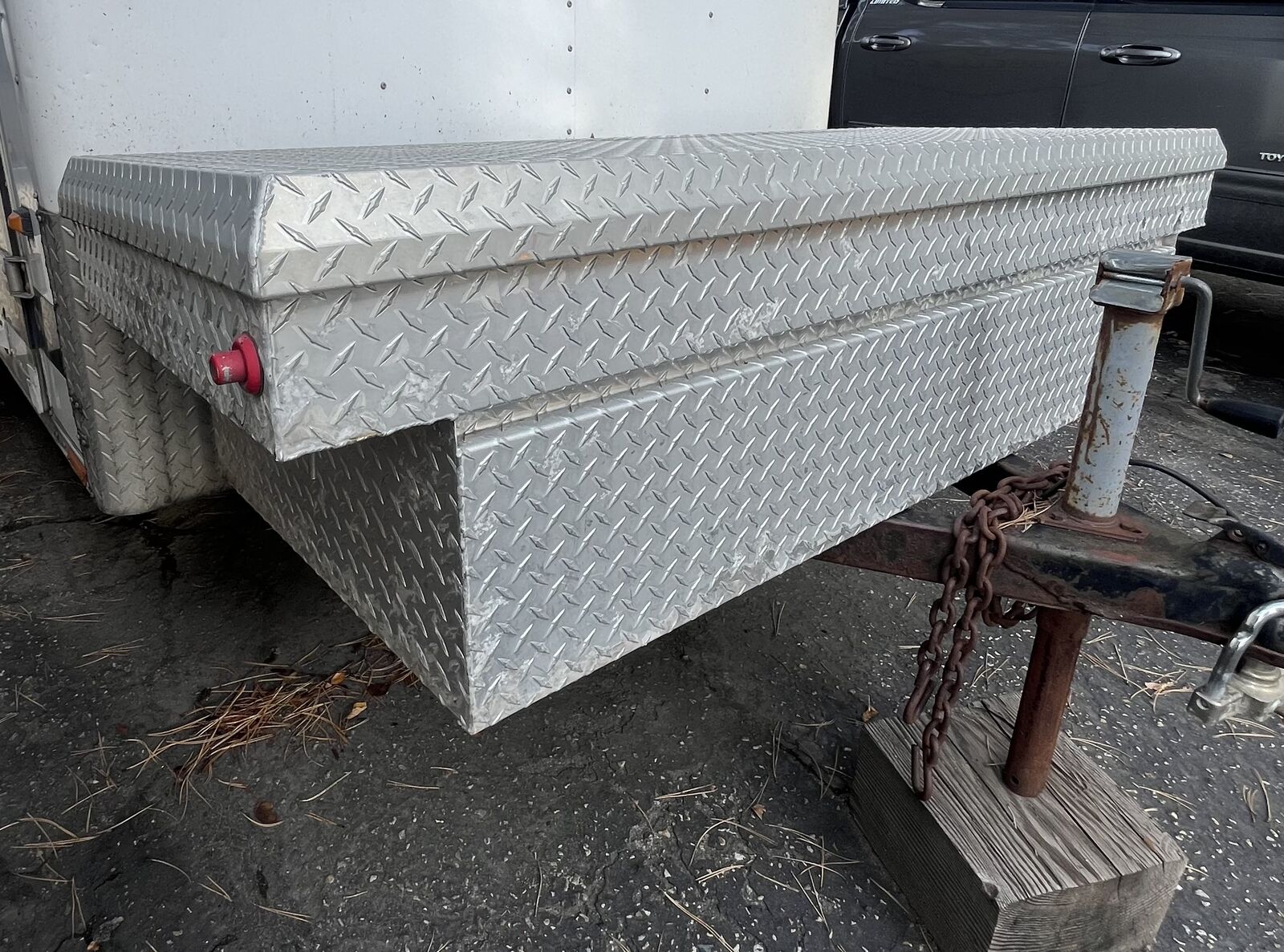 Aluminum Truck Bed Toolbox