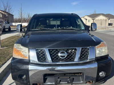 2010 NISSAN TITAN