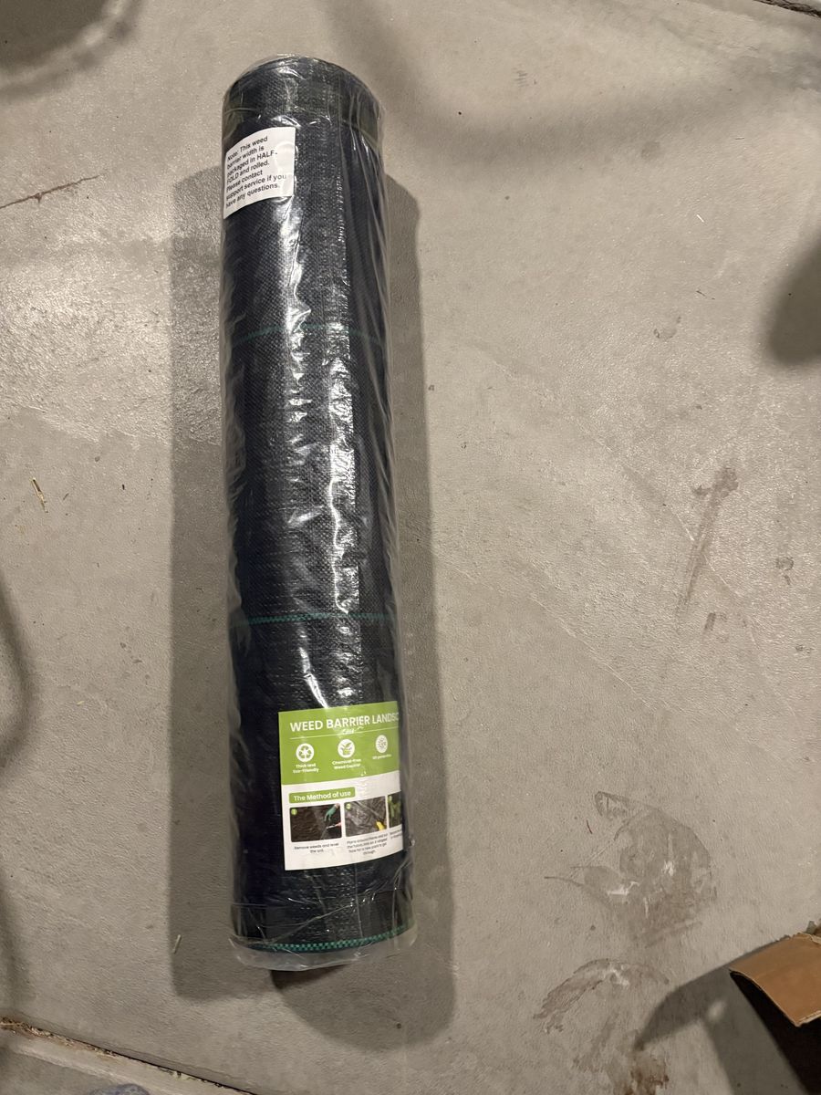 Weed barrier 6ft wide, in package