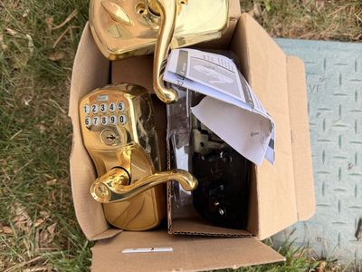 Schlage Residential FE595 Keypad Lever With Camelot Trim And Accent Lever With Flex Lock Style, Lifetime Bright Brass