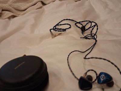 Moondrop Starfield Wired Earbuds with Case