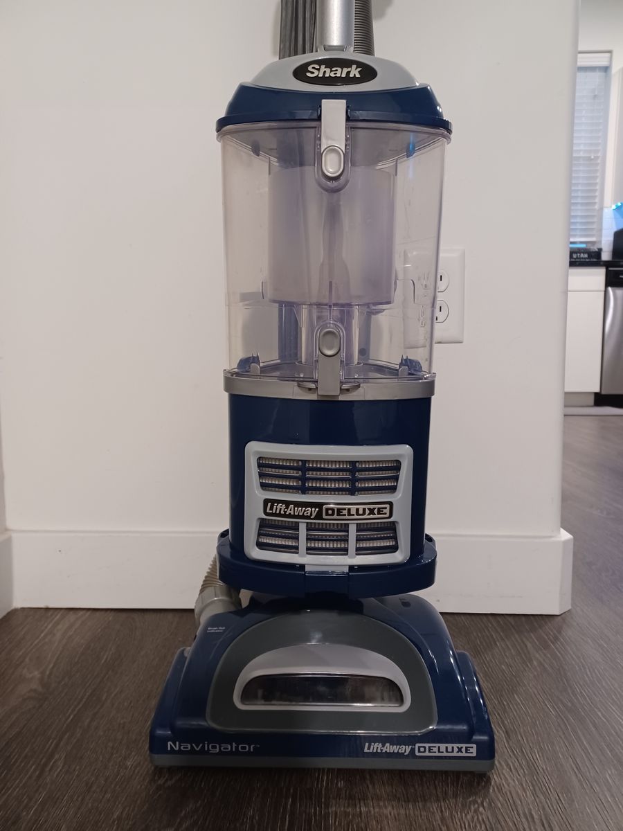 Shark Navigator Lift-Away Deluxe Upright Vacuum Cleaner - Blue, Bagless, Corded