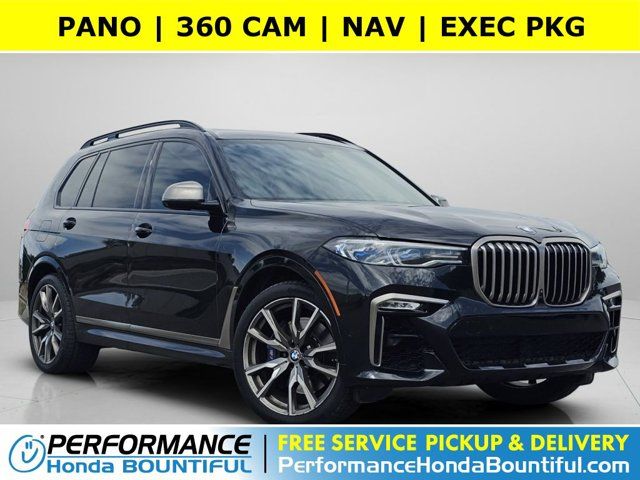 2022 BMW X7 M50i