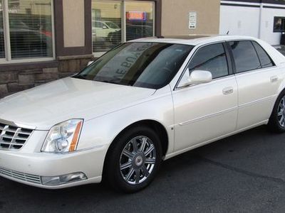 2008 CADILLAC DTS Luxury III