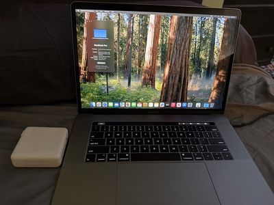 MacBook Pro 2018 with Touchbar, 15.4” 512 GB