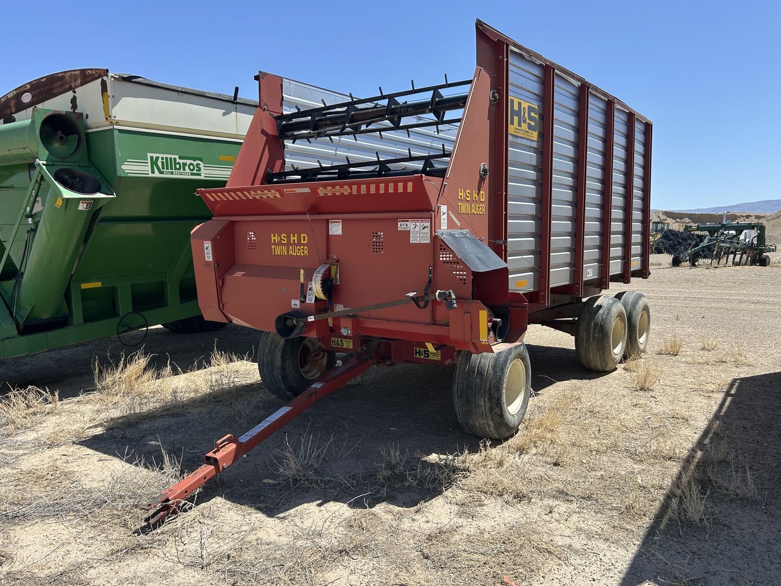 H&S Mfg HD Twin Auger Forage/Feeder Wagon