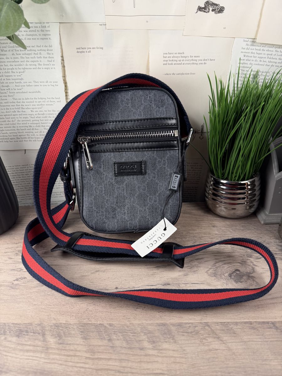Gucci side bag