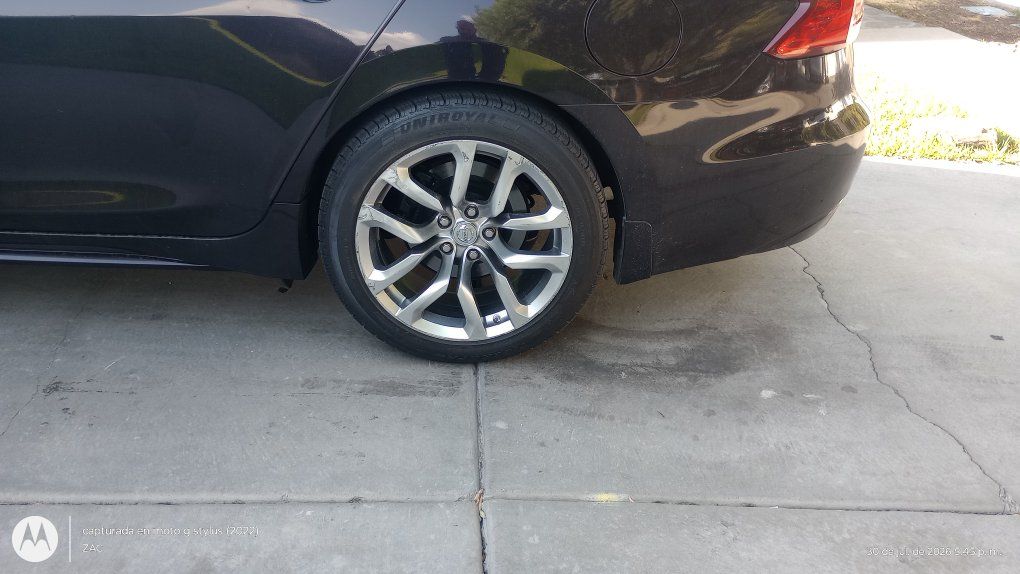Uniroyal 225/50R18 Used Car Tire