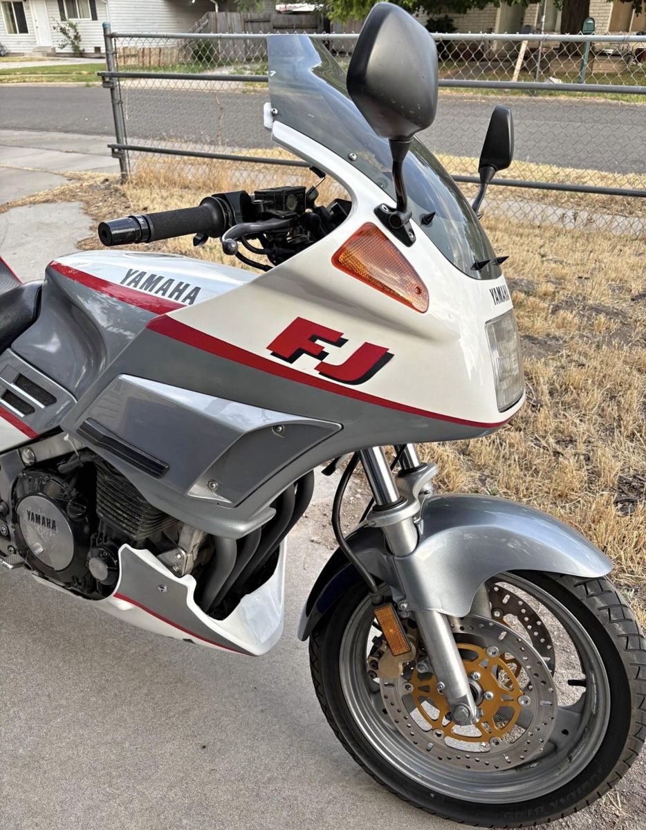 1989 Yamaha fj1200