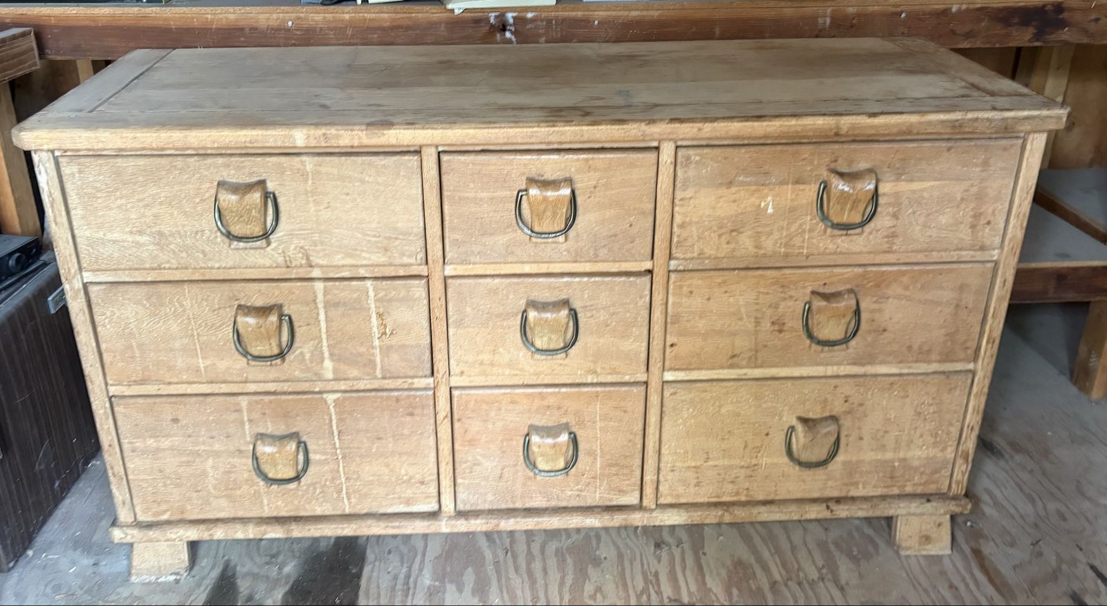 Wood dresser