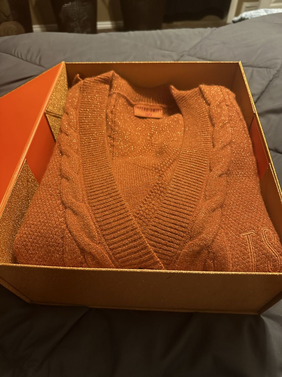 Taylor Swift TLOASG Orange V-Neck Cardigan Sweater - L/XL, Never Worn