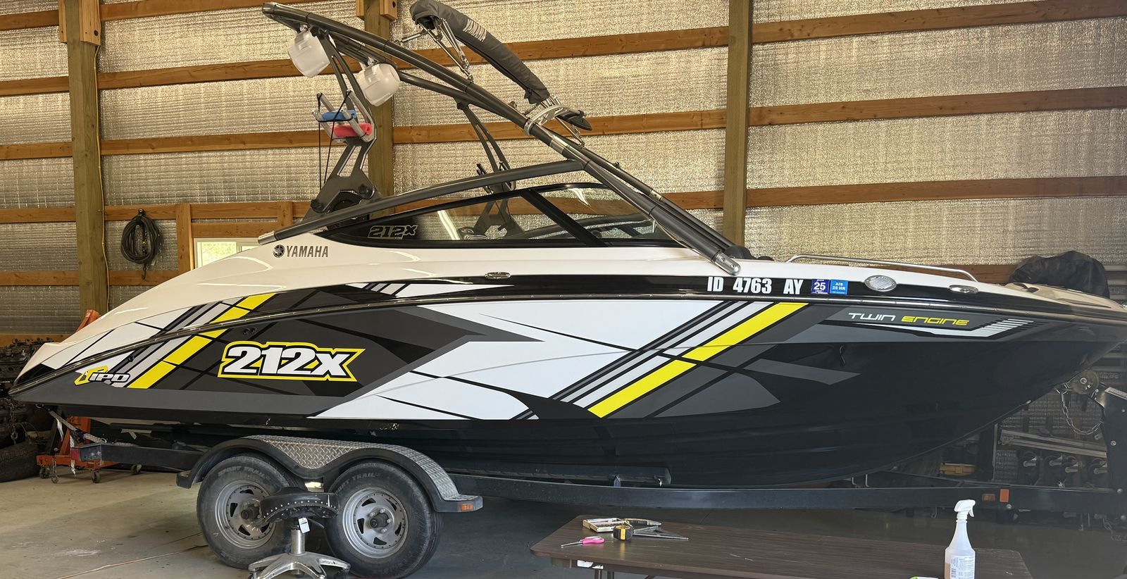 2016 Yamaha 212x Wake boat