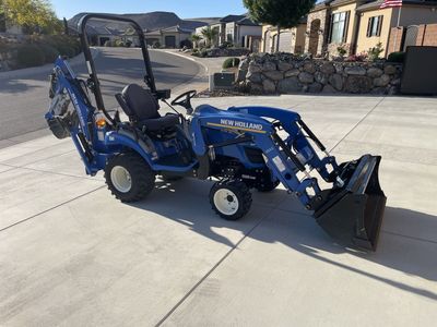 2021 New Holland Workmaster 25S Tractor with Backhoe