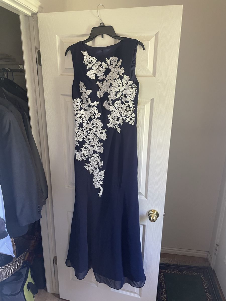 Beautiful Dark Navy Blue Evening Gown