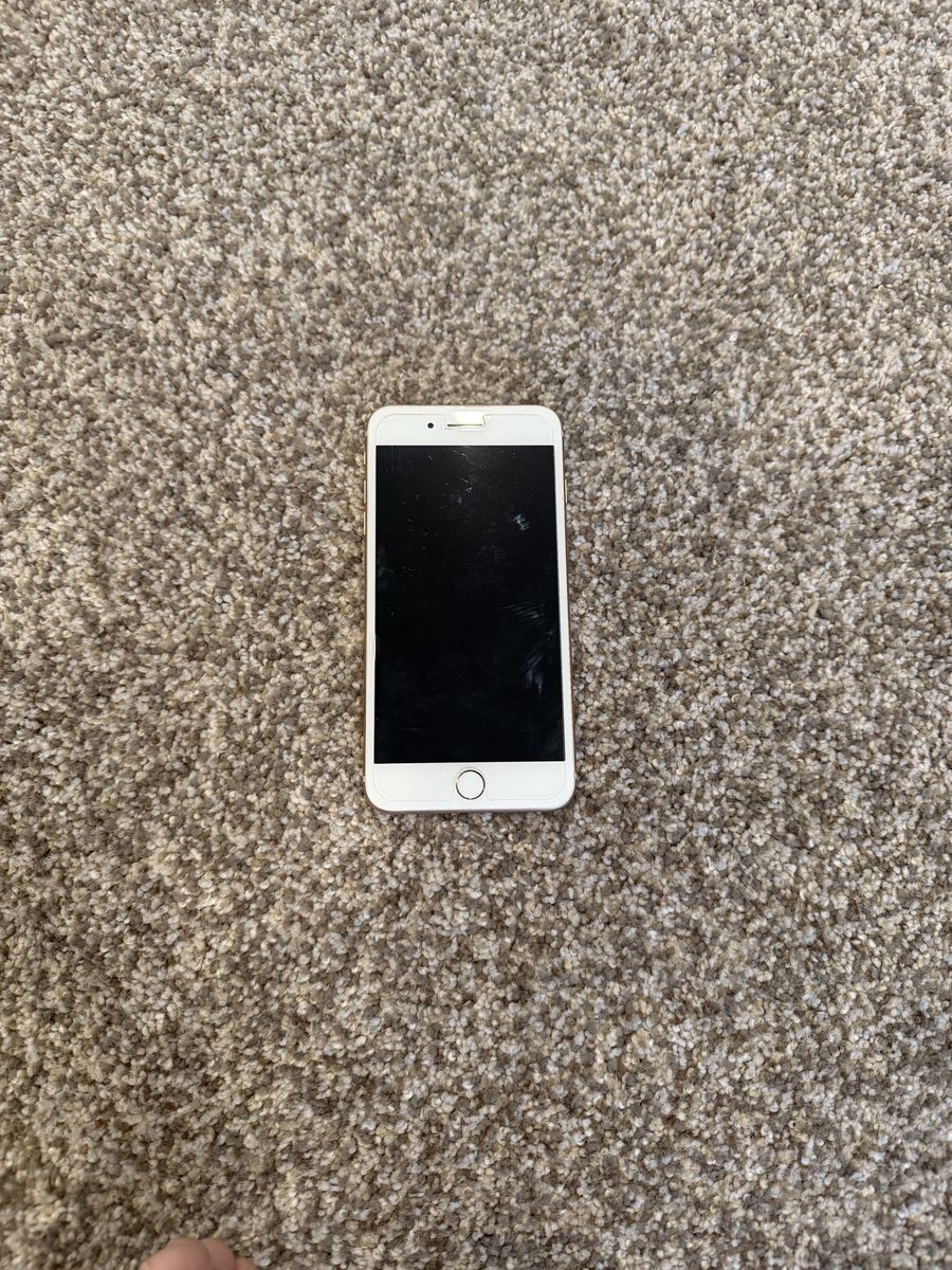 iPhone 8 Plus 64 GB